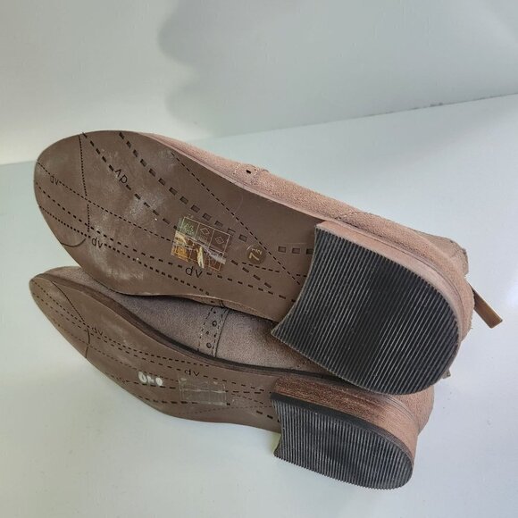 DV By Dolce Vita Camira Chelsea Bootie NWOT Size 7.5 - Picture 5 of 7